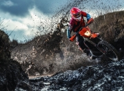 九游官网-北欧神话的逆转时刻，丹麦铁骑踏破希腊，罗德里引领斗士重生