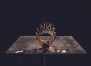 九游体育直播-巴斯托尼的完美交响曲，当加纳对阵马赛，一位后卫如何定义比赛的艺术