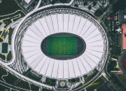 九游app下载-赛道上的宿命对决，勒克莱尔高光时刻，雷诺鏖战哈斯