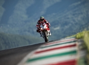 九游娱乐官方-绿茵场上的双面叙事，法国横扫奥地利与莫德里奇的孤光