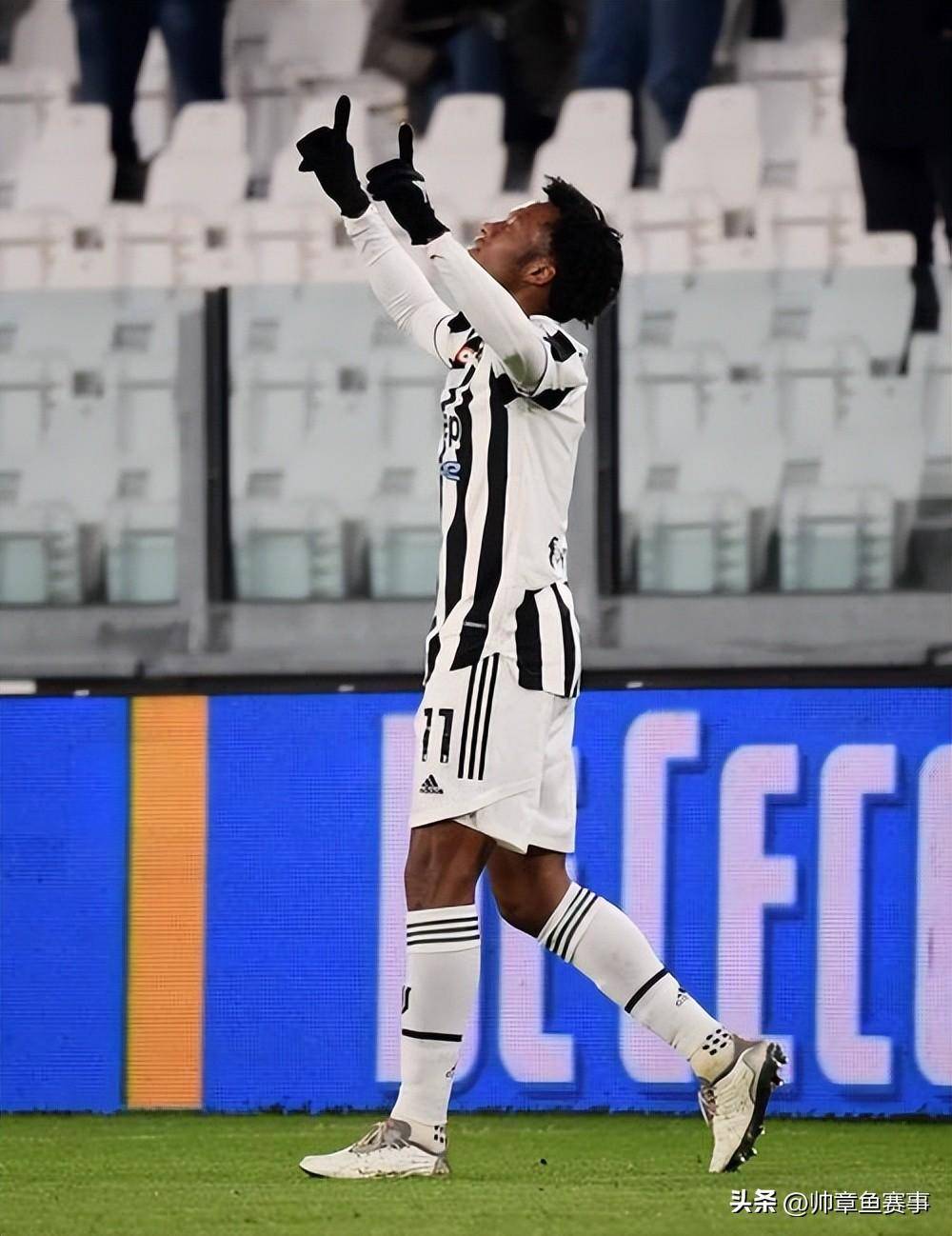 包含拉齐奥主场豪取三分，积分榜上升的词条