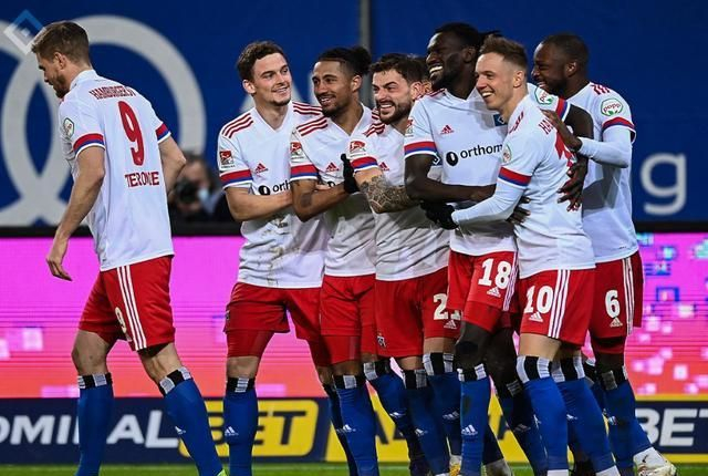 关于汉堡联继续征战，将目光投向胜利的信息