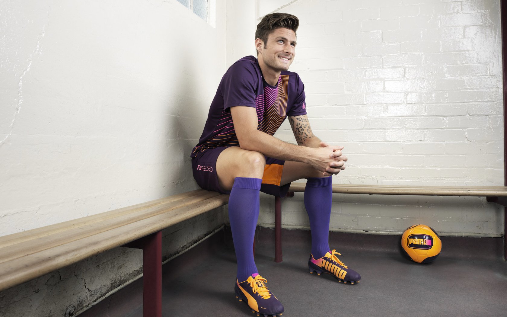 2026世界杯焦点战前瞻，猛龙式攻防一波流，能否带走雷霆般坚韧的对手？